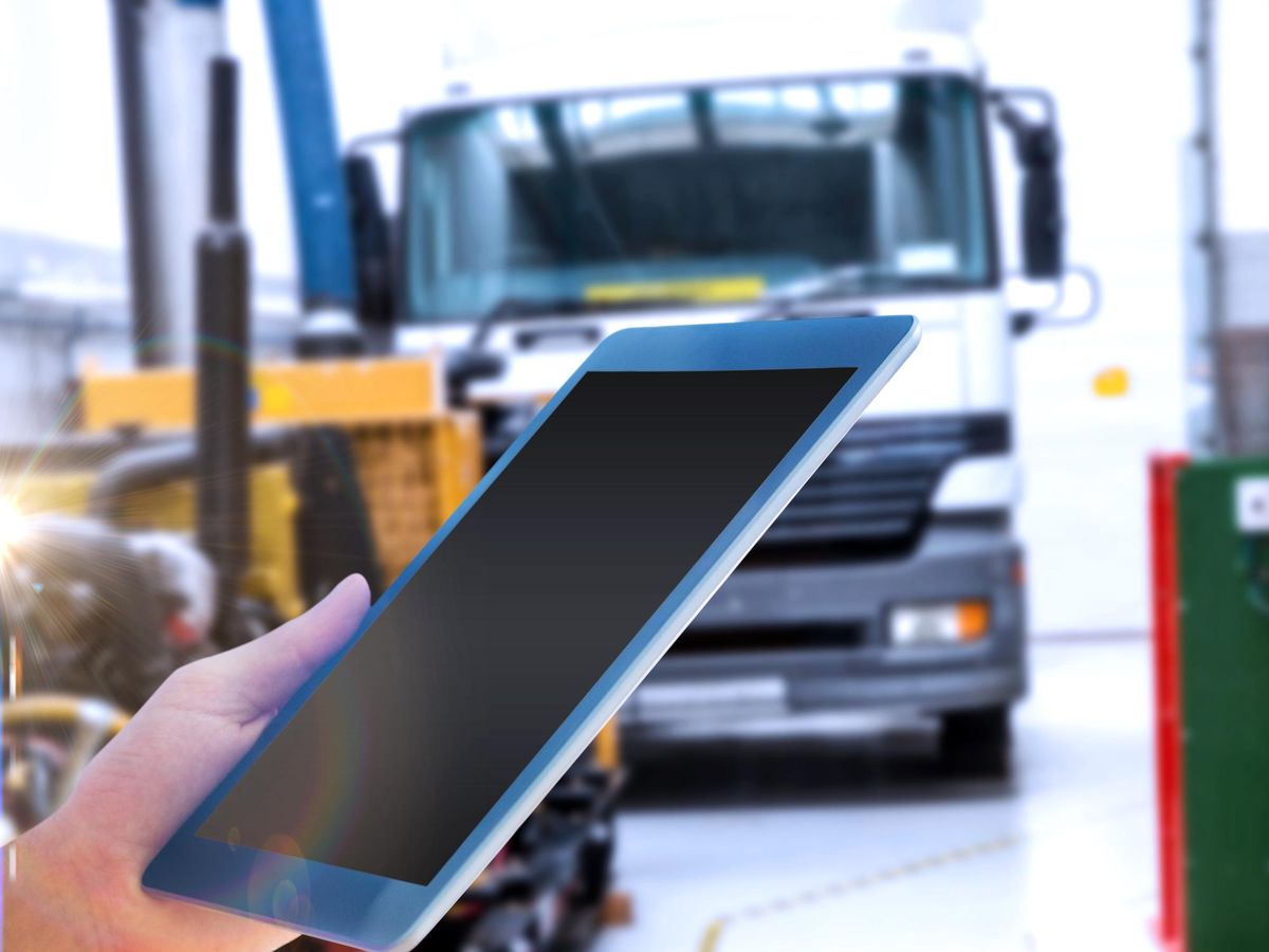 Jak technologie GPS przekształcają zarządzanie flotą pojazdów w transporcie